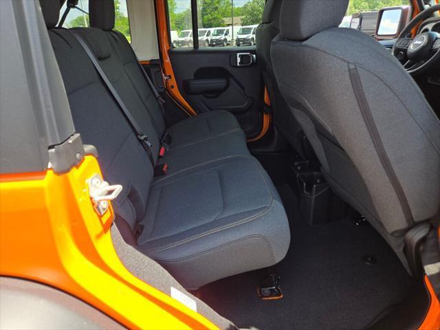 new 2025 Jeep Wrangler car, priced at $48,375