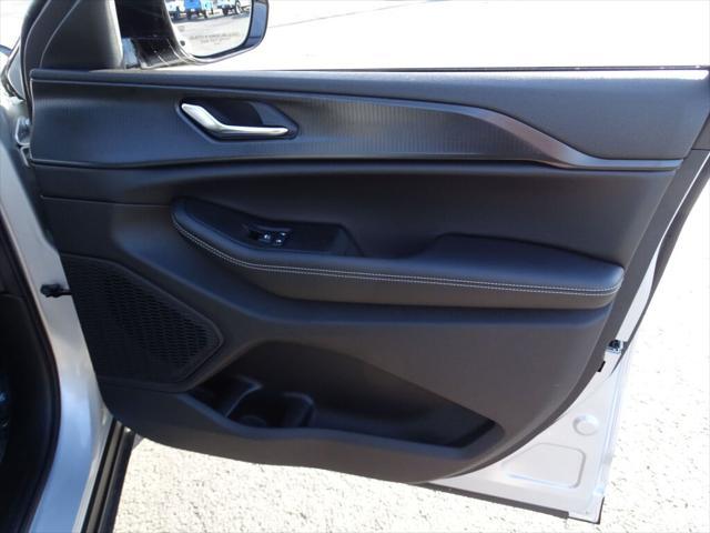 new 2025 Jeep Grand Cherokee car, priced at $47,525