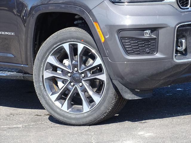 new 2025 Jeep Grand Cherokee car, priced at $56,940