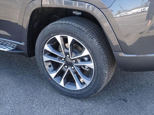 new 2025 Jeep Grand Cherokee car, priced at $56,940