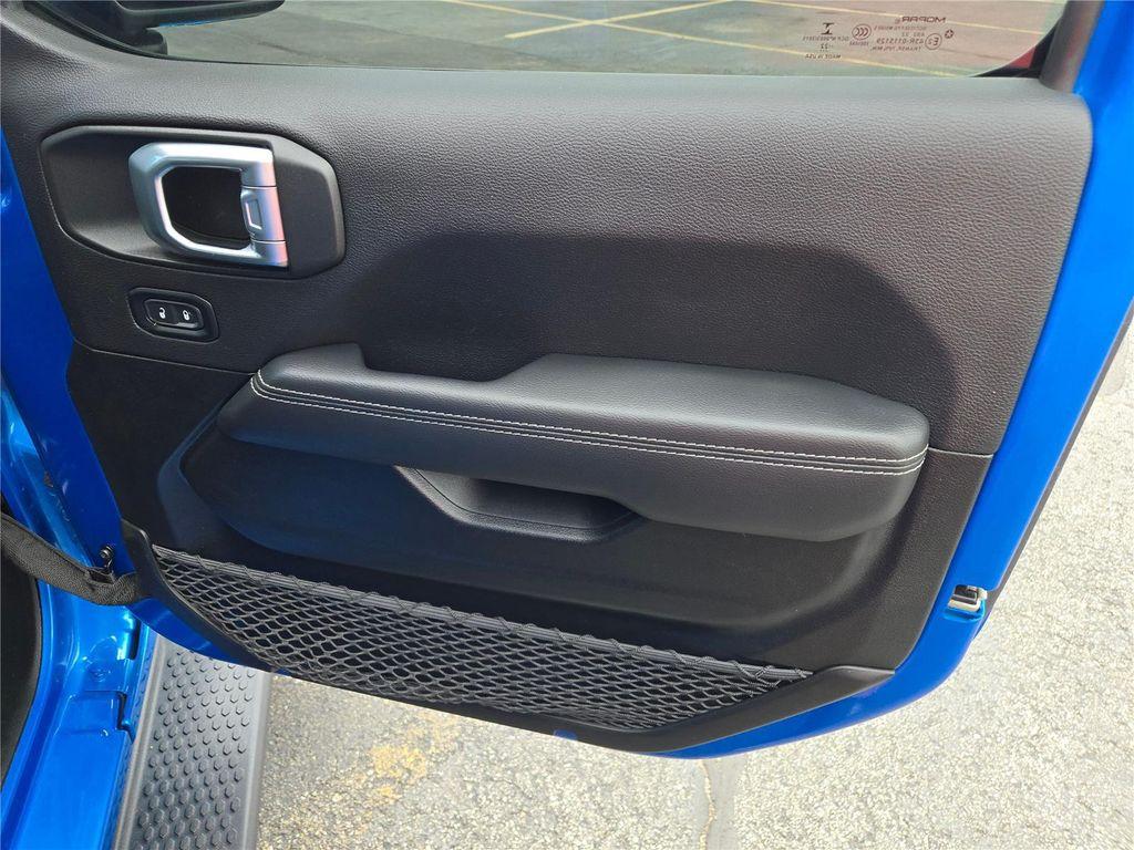 used 2022 Jeep Wrangler Unlimited 4xe car, priced at $29,000