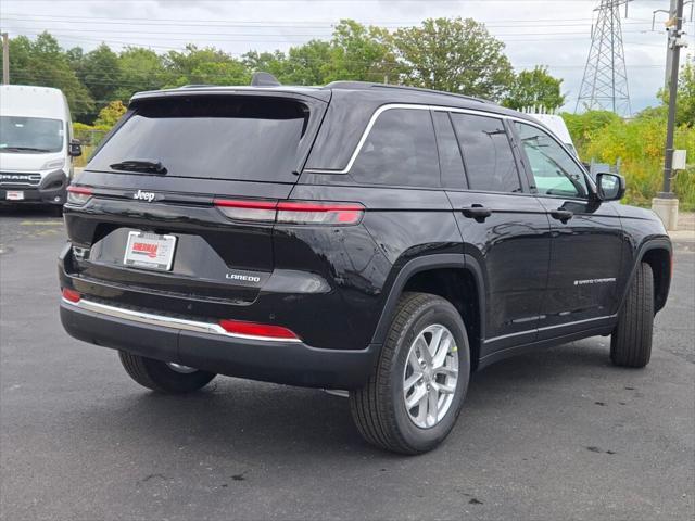 new 2025 Jeep Grand Cherokee car, priced at $37,175