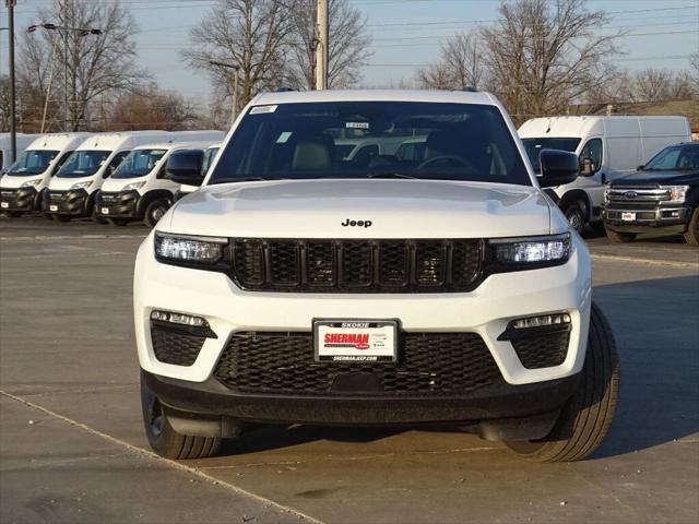 new 2025 Jeep Grand Cherokee car, priced at $53,910