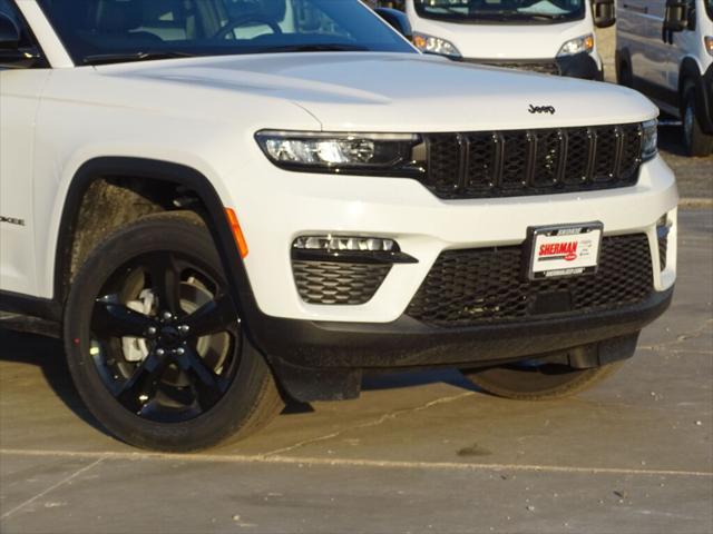 new 2025 Jeep Grand Cherokee car, priced at $46,010