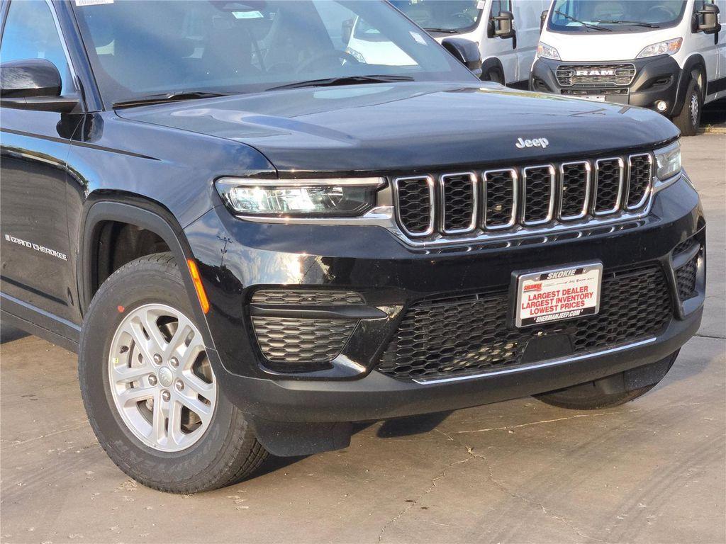 new 2025 Jeep Grand Cherokee car, priced at $32,300