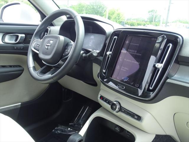 used 2022 Volvo XC40 car, priced at $22,928