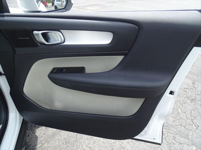 used 2022 Volvo XC40 car, priced at $22,928
