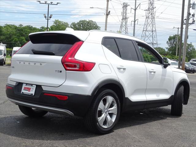 used 2022 Volvo XC40 car, priced at $22,928