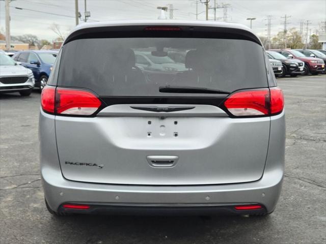 used 2018 Chrysler Pacifica car, priced at $18,000