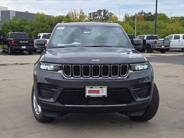 new 2025 Jeep Grand Cherokee car, priced at $37,175