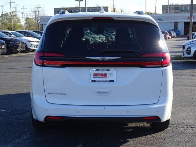 used 2021 Chrysler Pacifica car, priced at $28,761