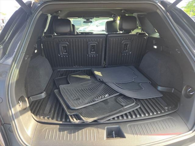 used 2022 Cadillac XT5 car, priced at $29,000