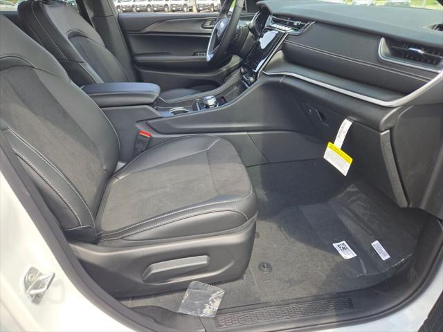 new 2025 Jeep Grand Cherokee L car, priced at $42,185
