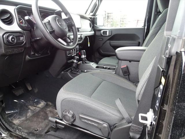 new 2025 Jeep Wrangler car, priced at $31,350