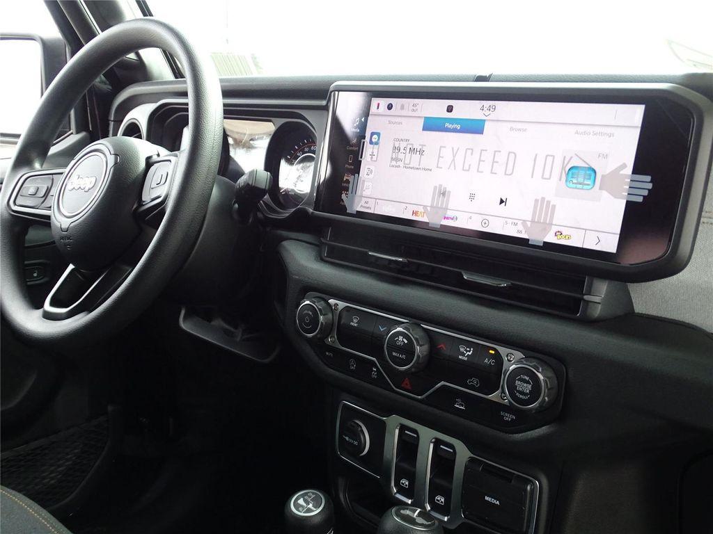 new 2025 Jeep Wrangler car, priced at $31,915