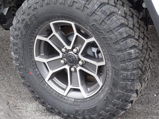 new 2025 Jeep Gladiator car, priced at $54,060