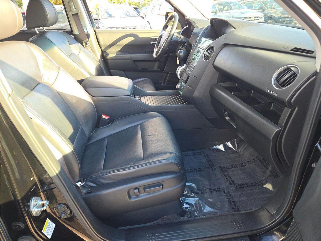 used 2011 Honda Pilot car, priced at $10,900