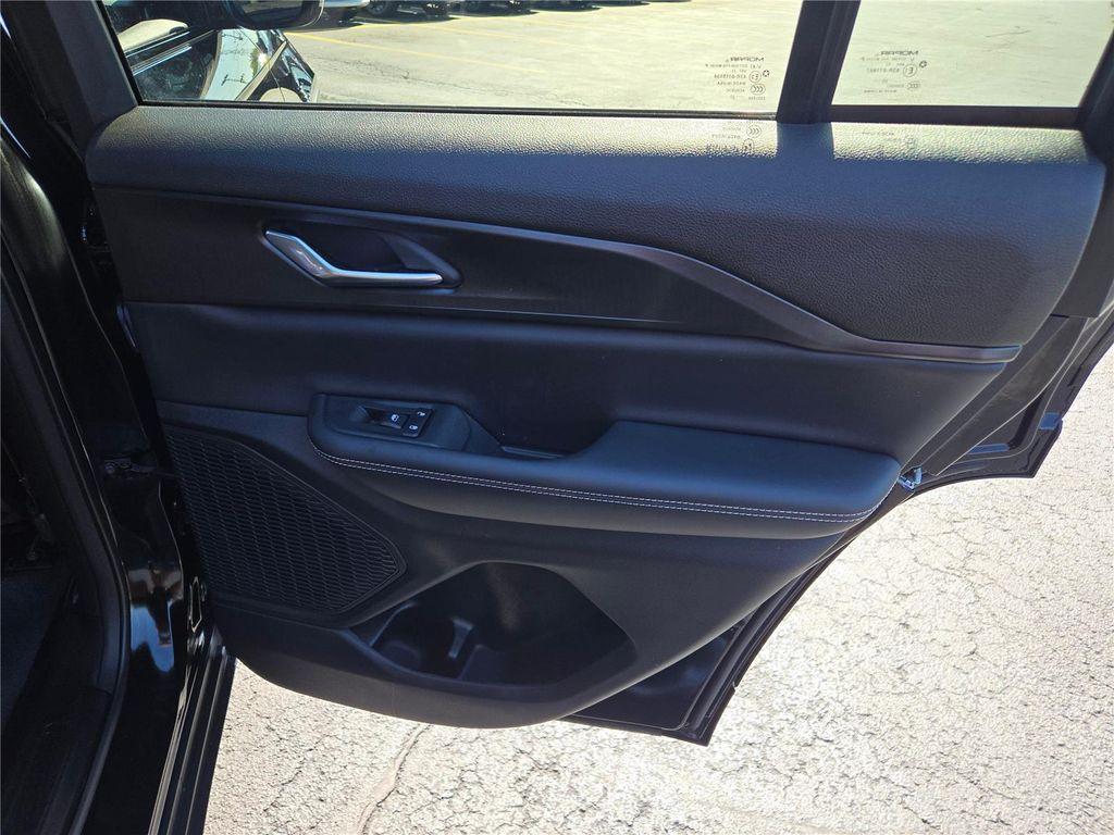 used 2023 Jeep Grand Cherokee car, priced at $38,000