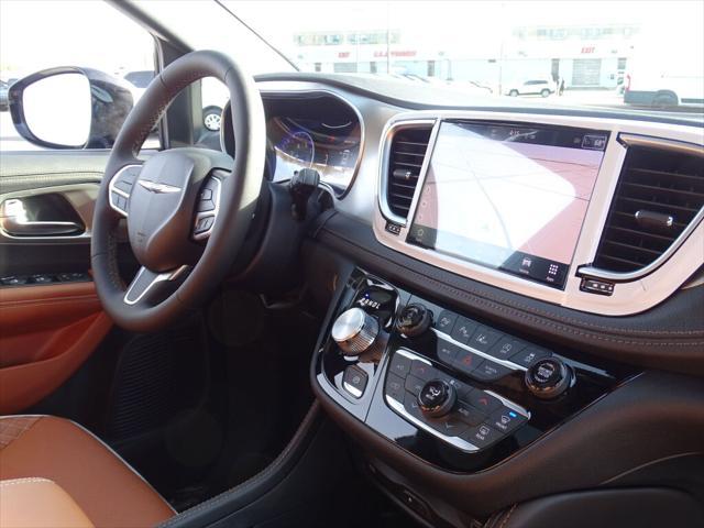 new 2025 Chrysler Pacifica car, priced at $52,620