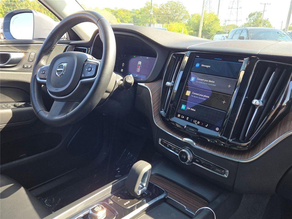 used 2022 Volvo XC60 car, priced at $24,000
