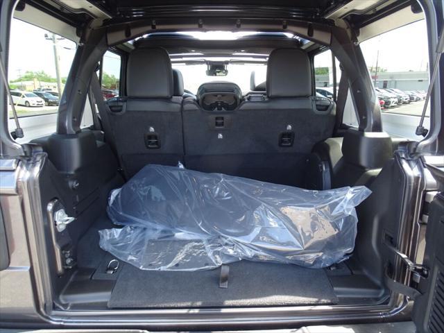 new 2025 Jeep Wrangler car, priced at $70,690