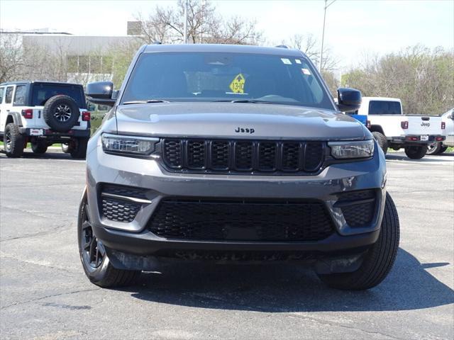 used 2024 Jeep Grand Cherokee car, priced at $39,000