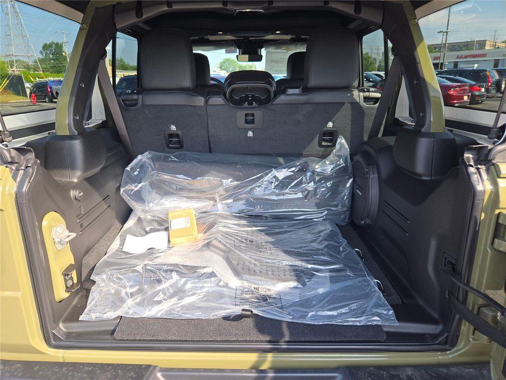 new 2025 Jeep Wrangler car, priced at $60,860