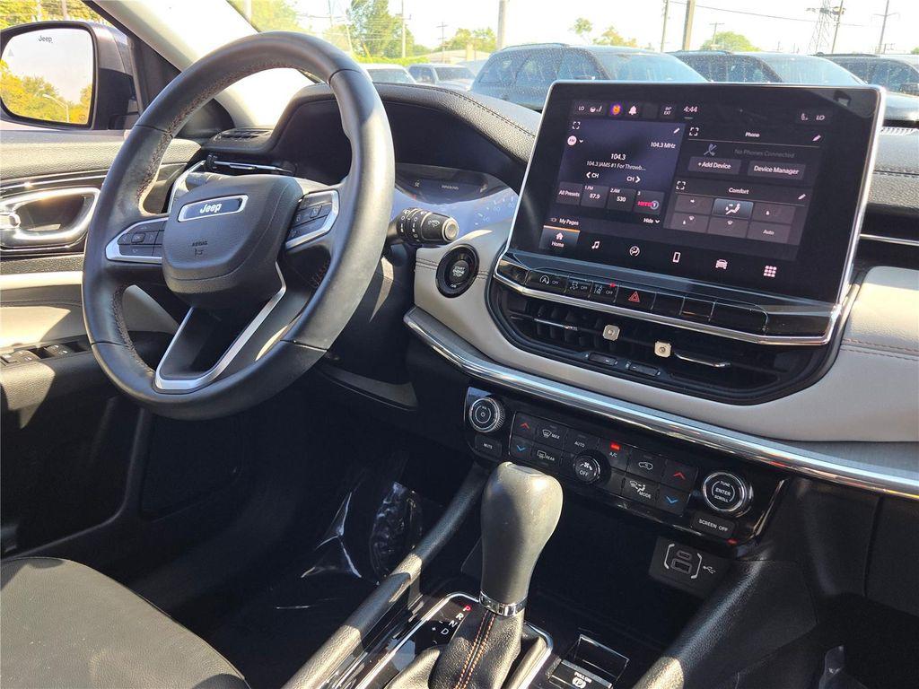 used 2022 Jeep Compass car, priced at $25,000