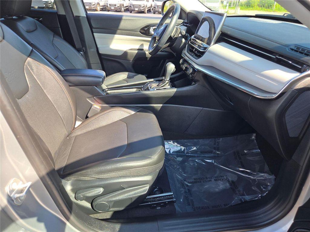 used 2022 Jeep Compass car, priced at $25,000