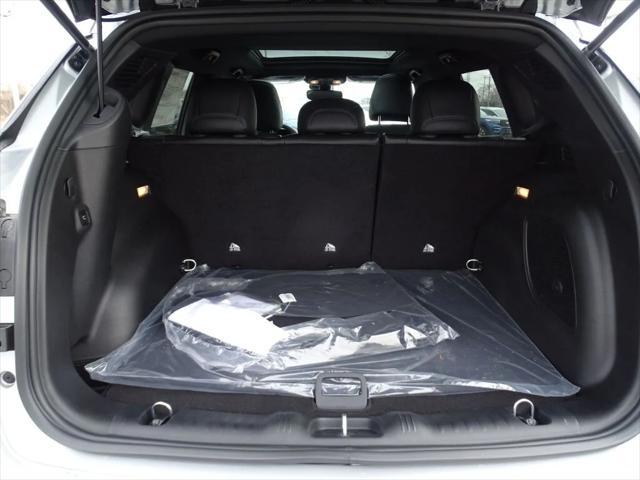 new 2025 Jeep Compass car, priced at $39,805