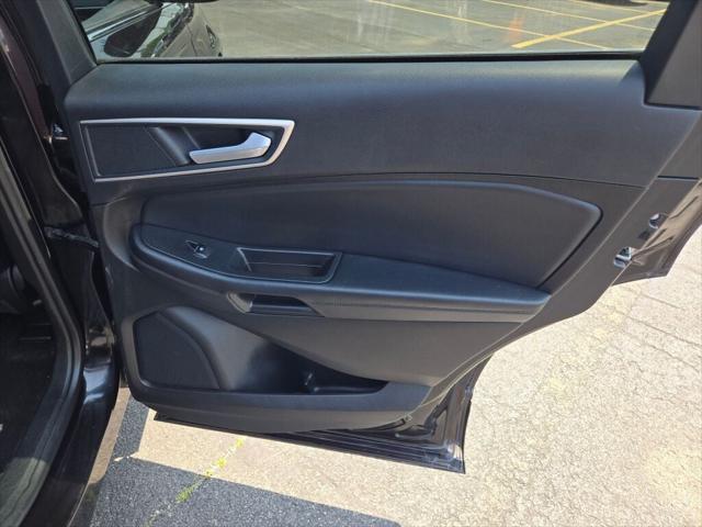 used 2024 Ford Edge car, priced at $25,900