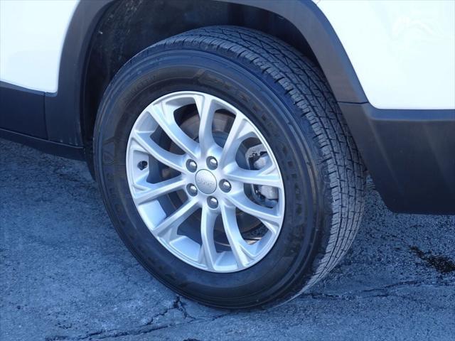 used 2022 Jeep Cherokee car, priced at $23,915