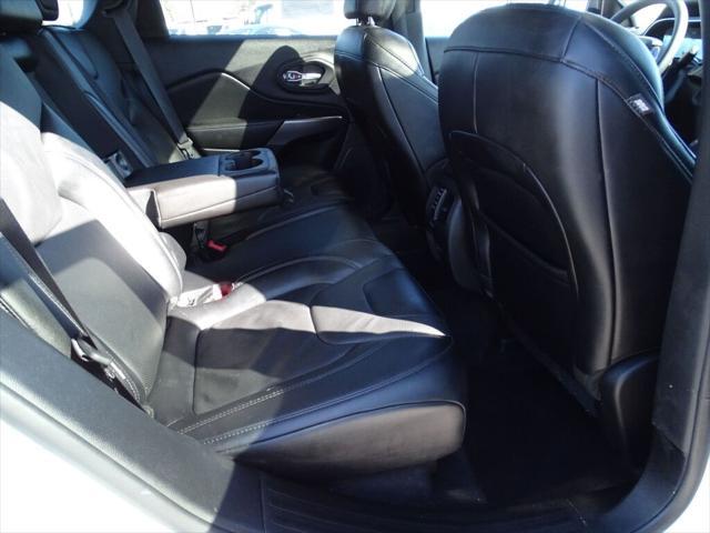 used 2022 Jeep Cherokee car, priced at $23,930