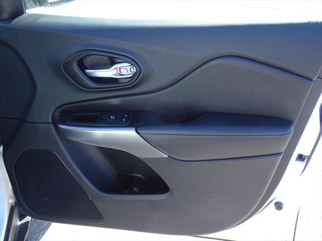 used 2022 Jeep Cherokee car, priced at $23,915