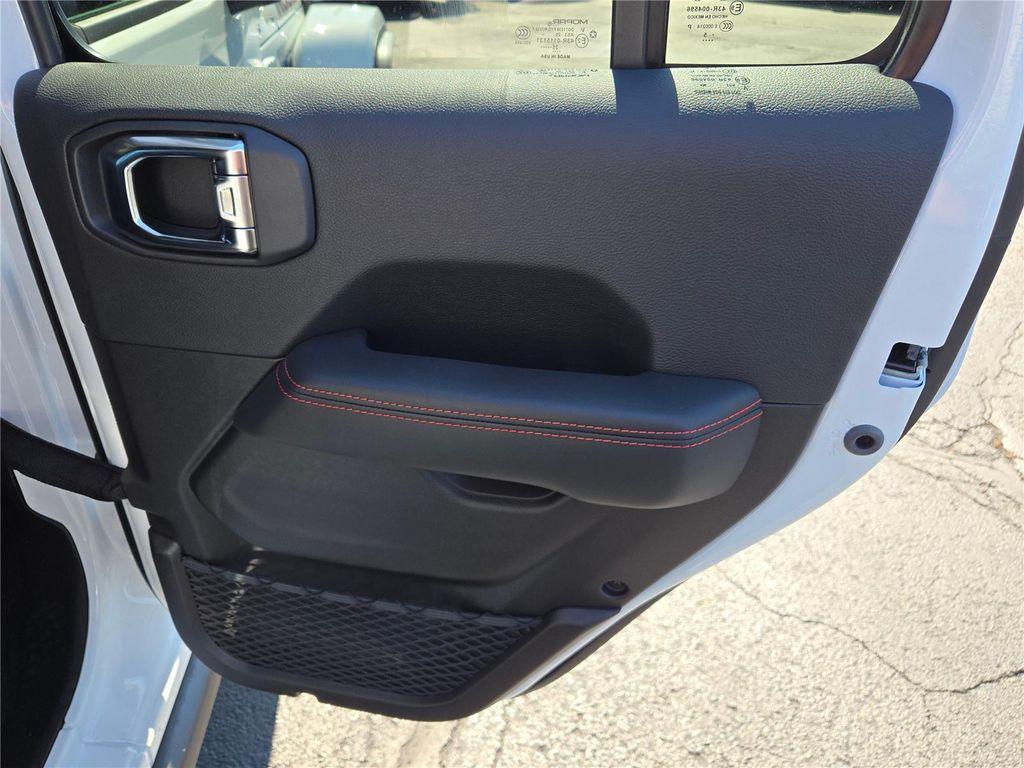 new 2025 Jeep Wrangler car, priced at $57,765