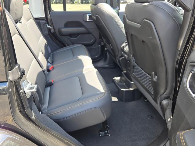 new 2025 Jeep Wrangler car, priced at $52,120
