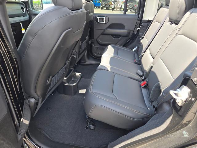 new 2025 Jeep Wrangler car, priced at $52,120