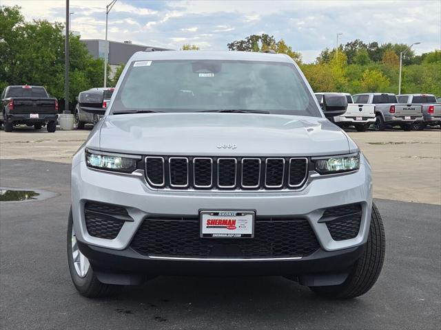 new 2025 Jeep Grand Cherokee car, priced at $37,175