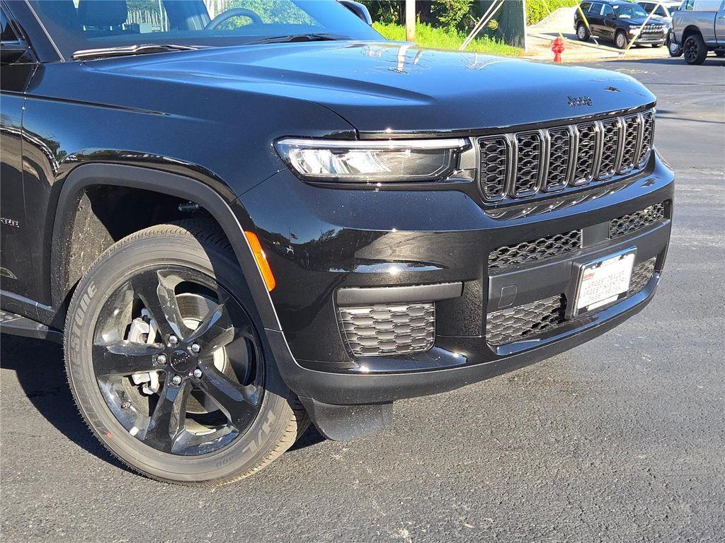 new 2025 Jeep Grand Cherokee L car, priced at $42,995