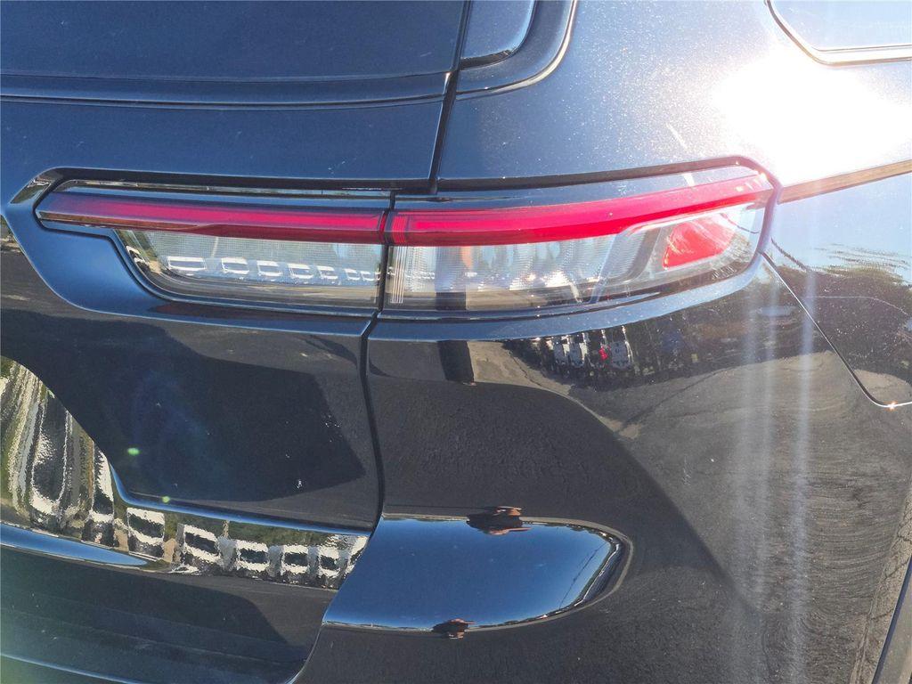 new 2025 Jeep Grand Cherokee L car, priced at $42,995