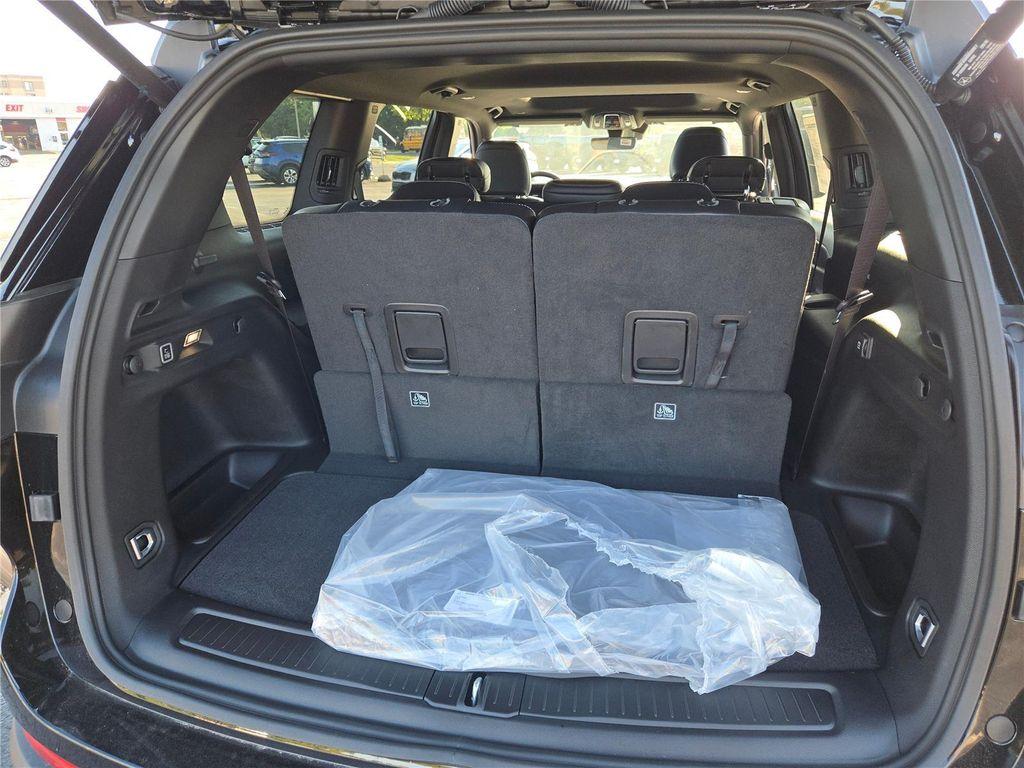 new 2025 Jeep Grand Cherokee L car, priced at $42,995