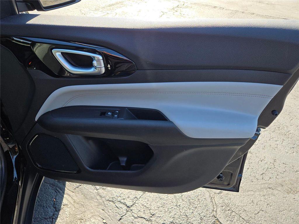 used 2022 Jeep Compass car, priced at $24,000