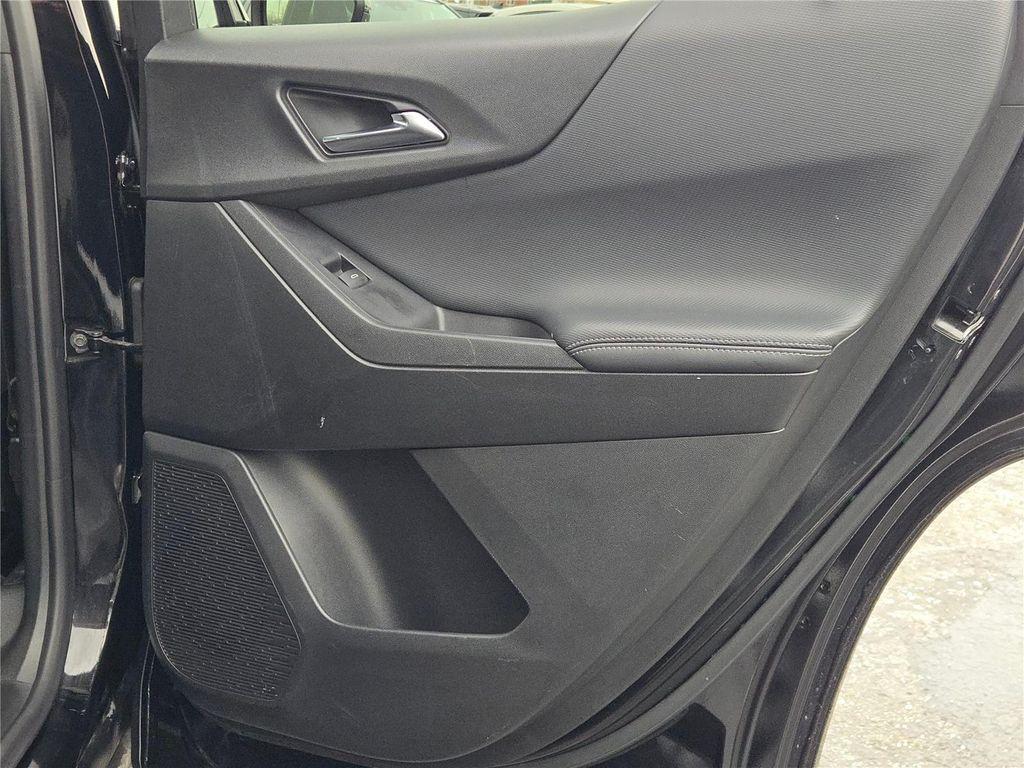 used 2025 Chevrolet Equinox car, priced at $22,900