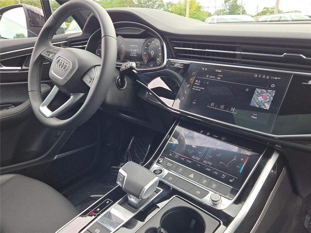 used 2025 Audi Q7 car, priced at $62,280