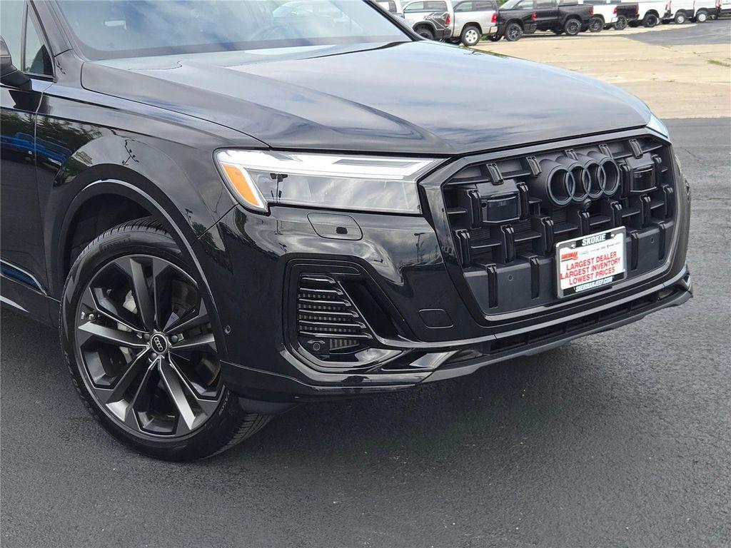used 2025 Audi Q7 car, priced at $62,280