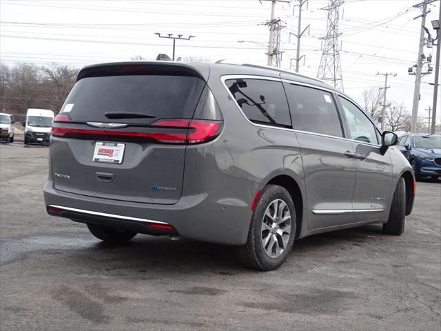 new 2025 Chrysler Pacifica car, priced at $52,975
