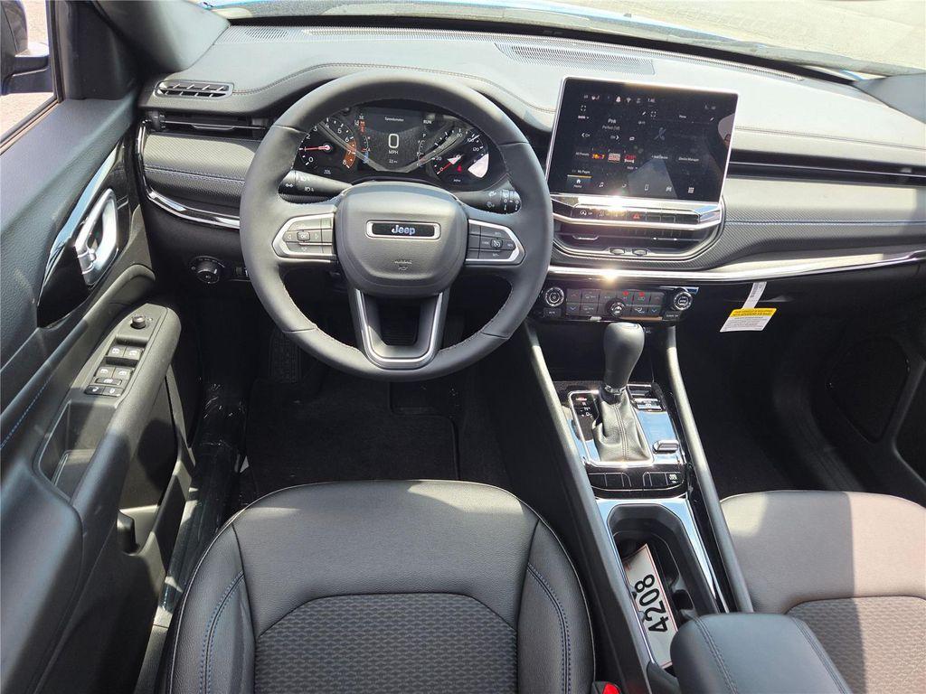new 2025 Jeep Compass car, priced at $28,530
