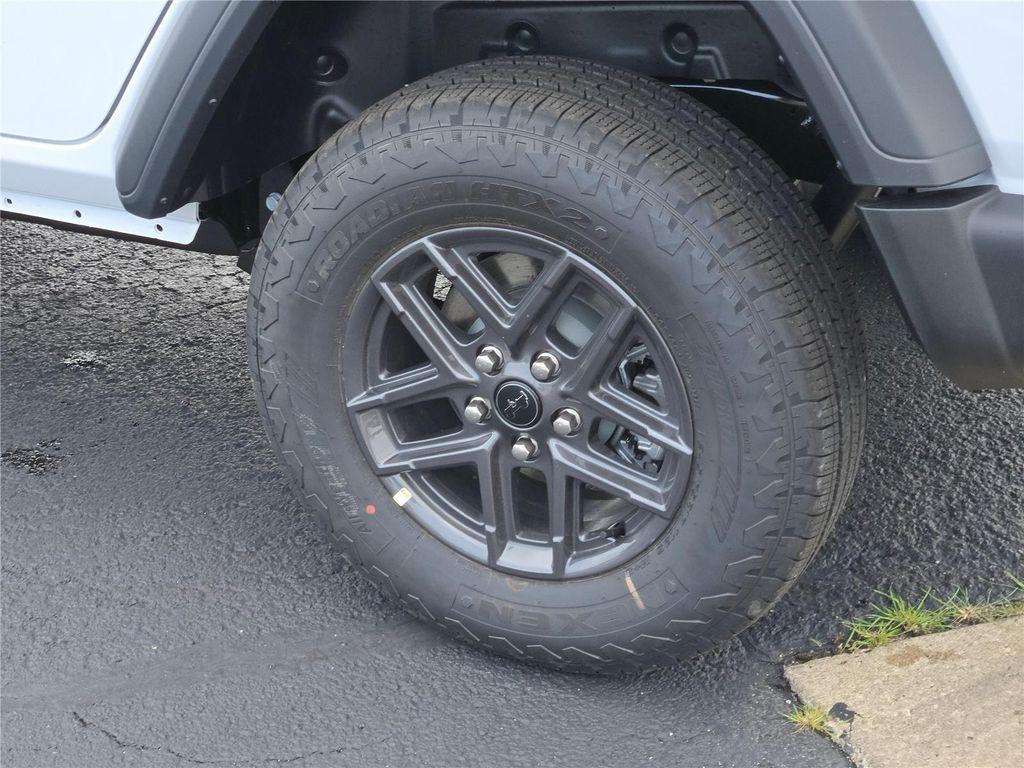 new 2025 Jeep Wrangler car, priced at $43,950