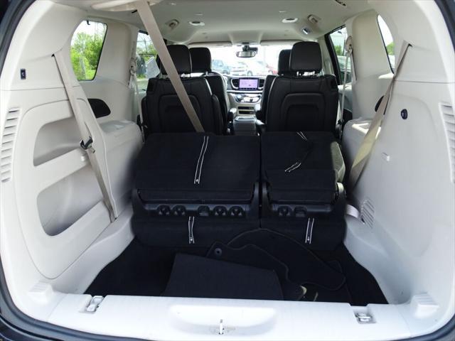 used 2022 Chrysler Pacifica car, priced at $23,000