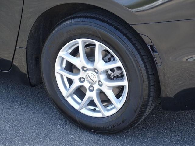 used 2022 Chrysler Pacifica car, priced at $24,000